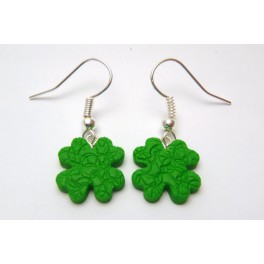 Fimo cloverleaf pattern hook